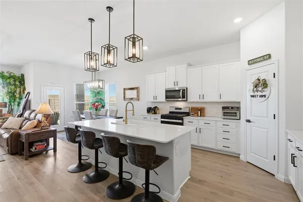 $450,000 | 3601 Arabella Way, Aubrey, TX 76227