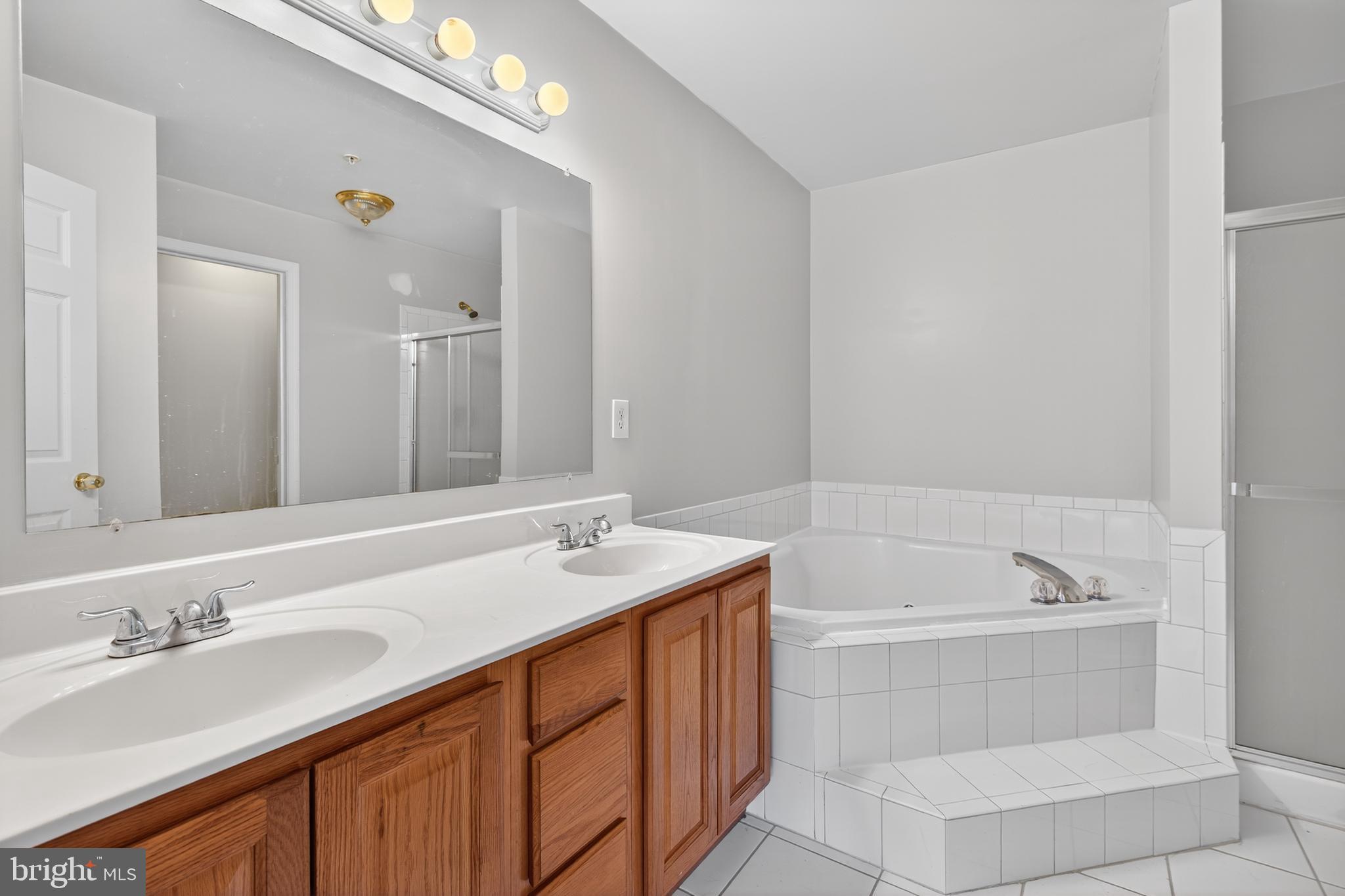 266 Brock Bridge Road Laurel, MD 20724 - Photo 12 of 21 Primary bath with Soaking Tub & Sep Shower