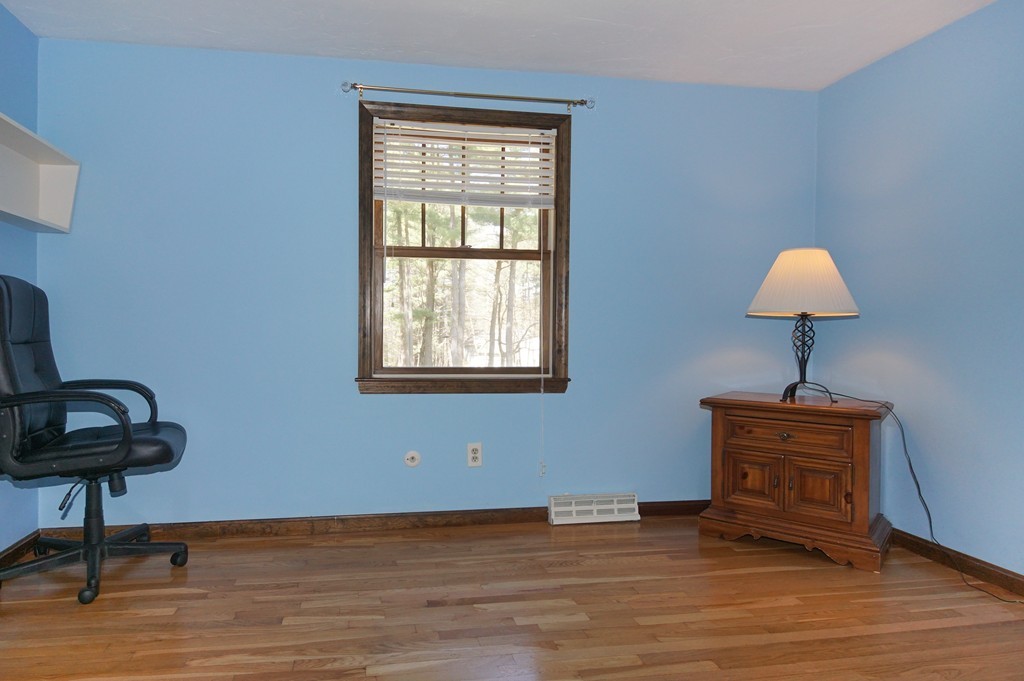 92 Dunster Road Holliston, MA 01746 - Photo 12 of 24 Gallery Image 12