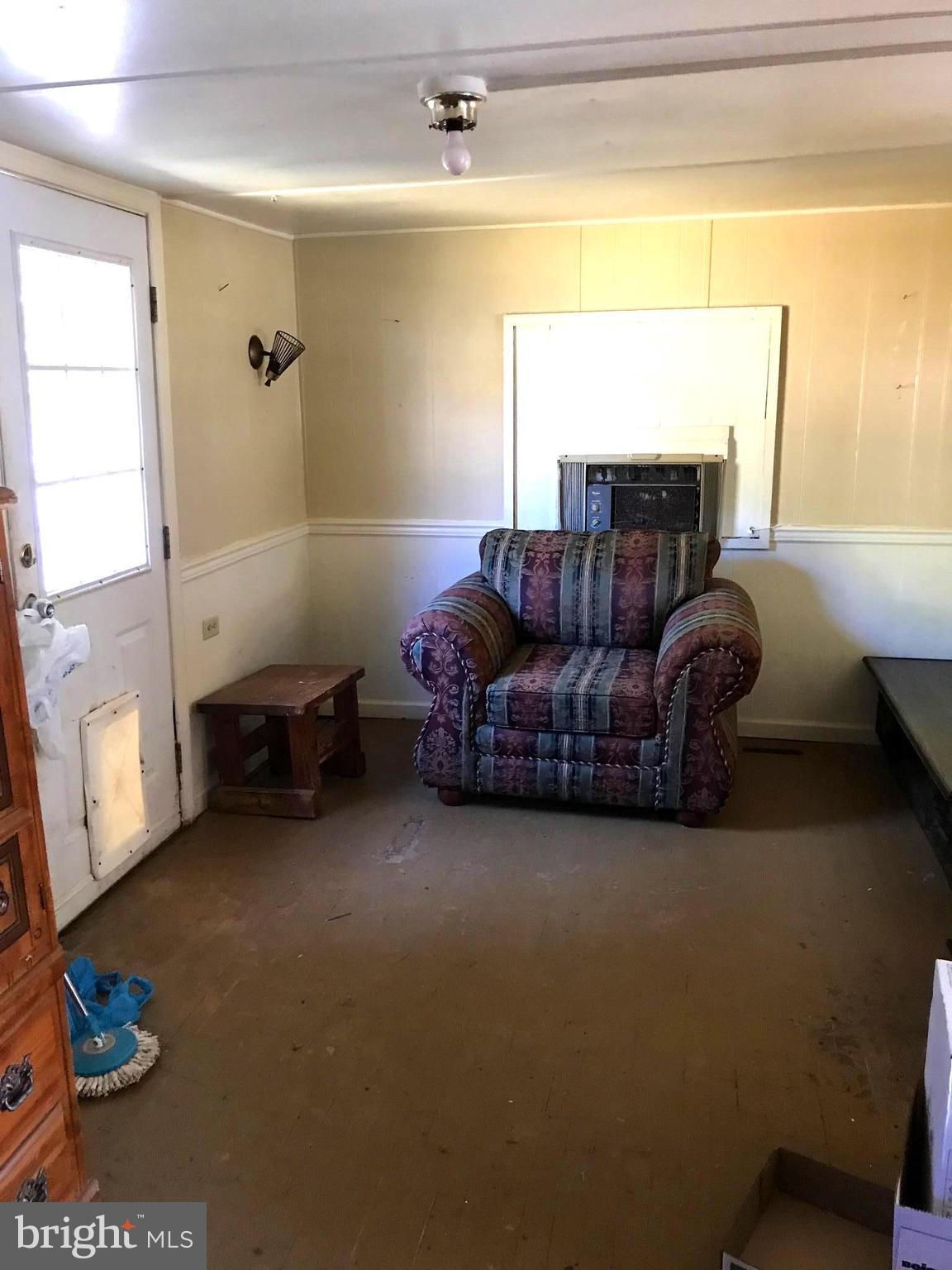 612 North Reymann Street Ranson, WV 25438 - Photo 2 of 14 Dining Room