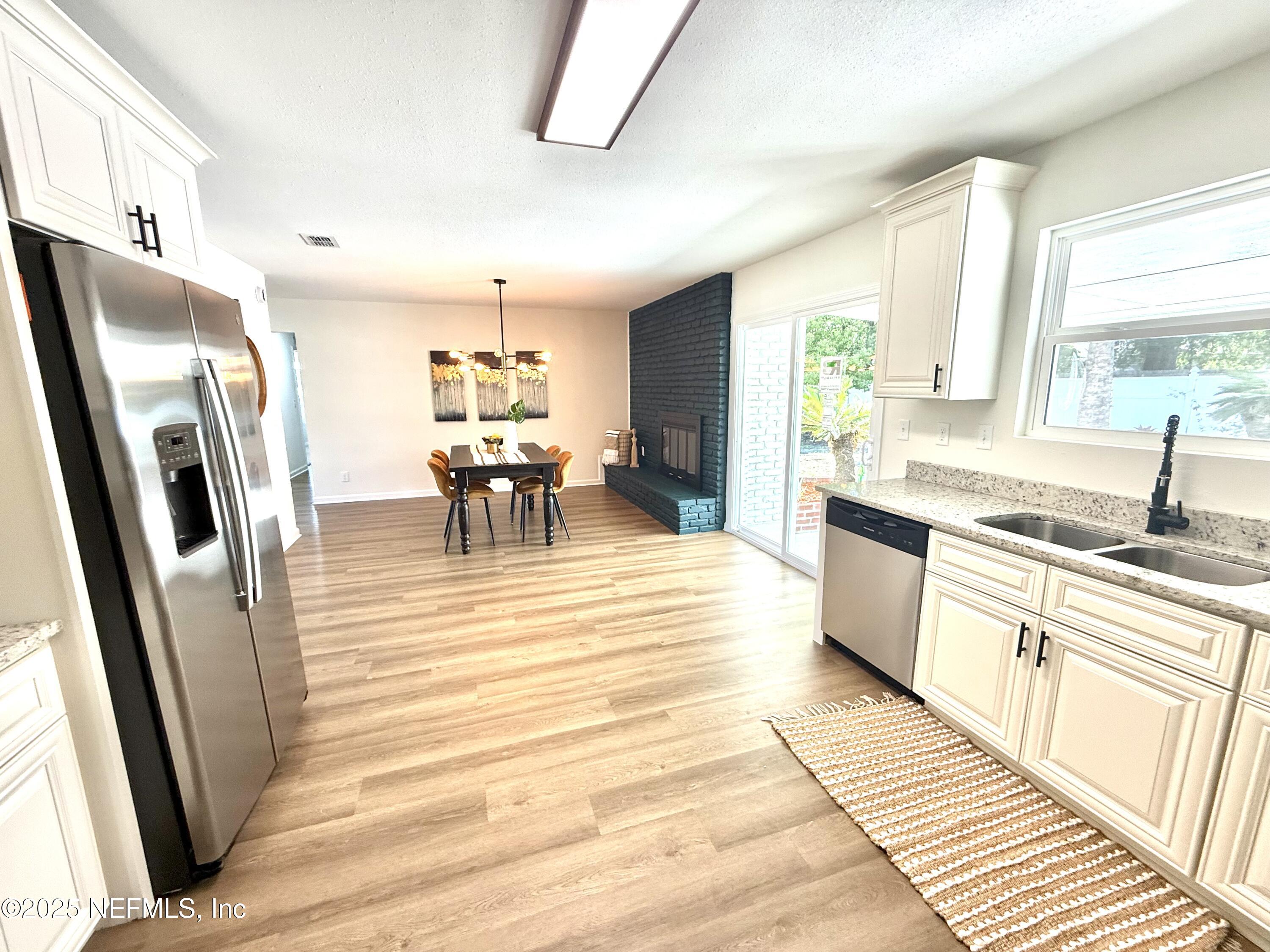 3951 Raintree Road Jacksonville, FL 32277 - Photo 8 of 18 IMG_0721