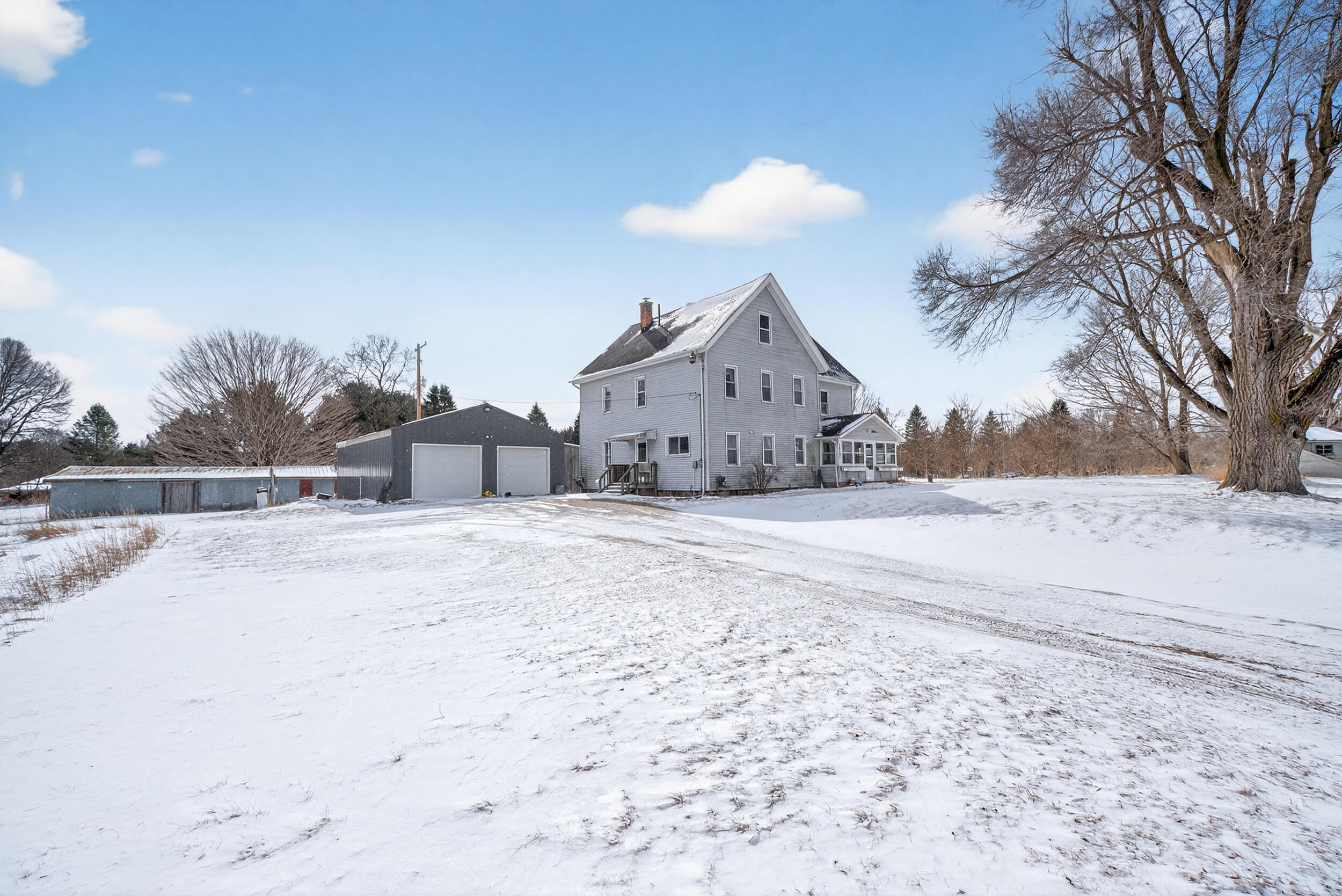 10137 Boyce Road Chelsea, MI 48118 - Photo 6 of 56 6_10137 boyce dr chelsea mi - 00041