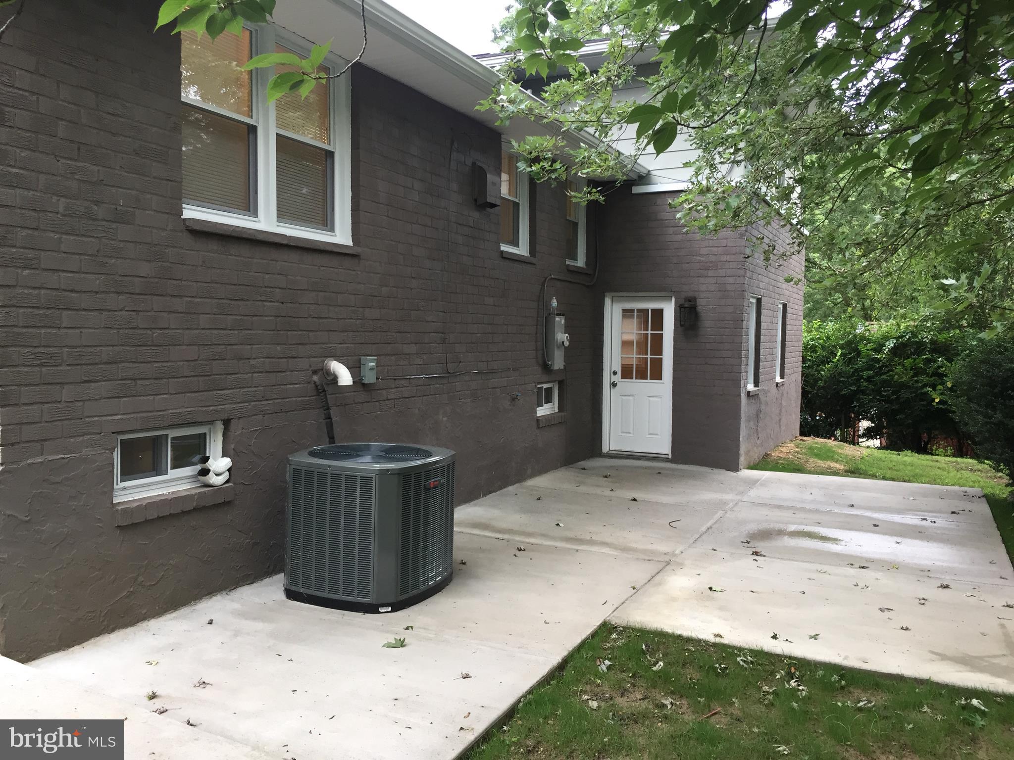 714 Shelley Road Baltimore, MD 21286 - Photo 4 of 33 Gallery Image 4