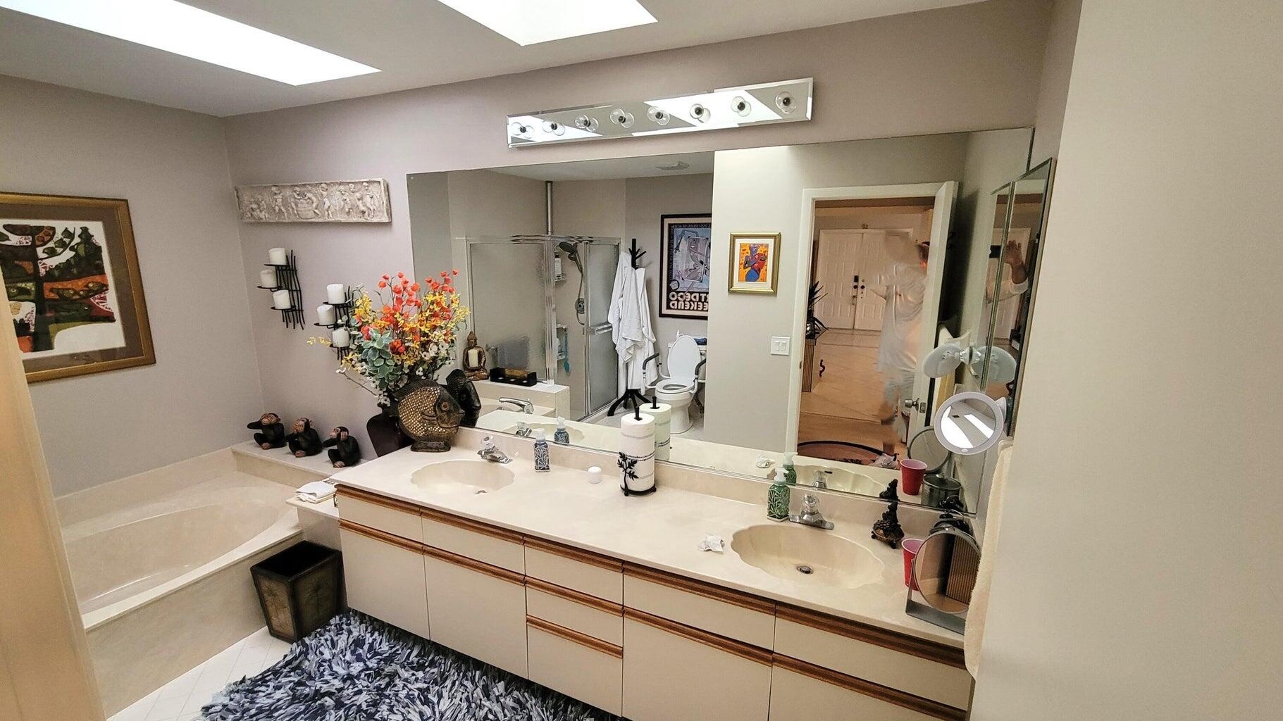 11152 Highland Circle Boca Raton, FL 33428 - Photo 22 of 37 Master Bath 2