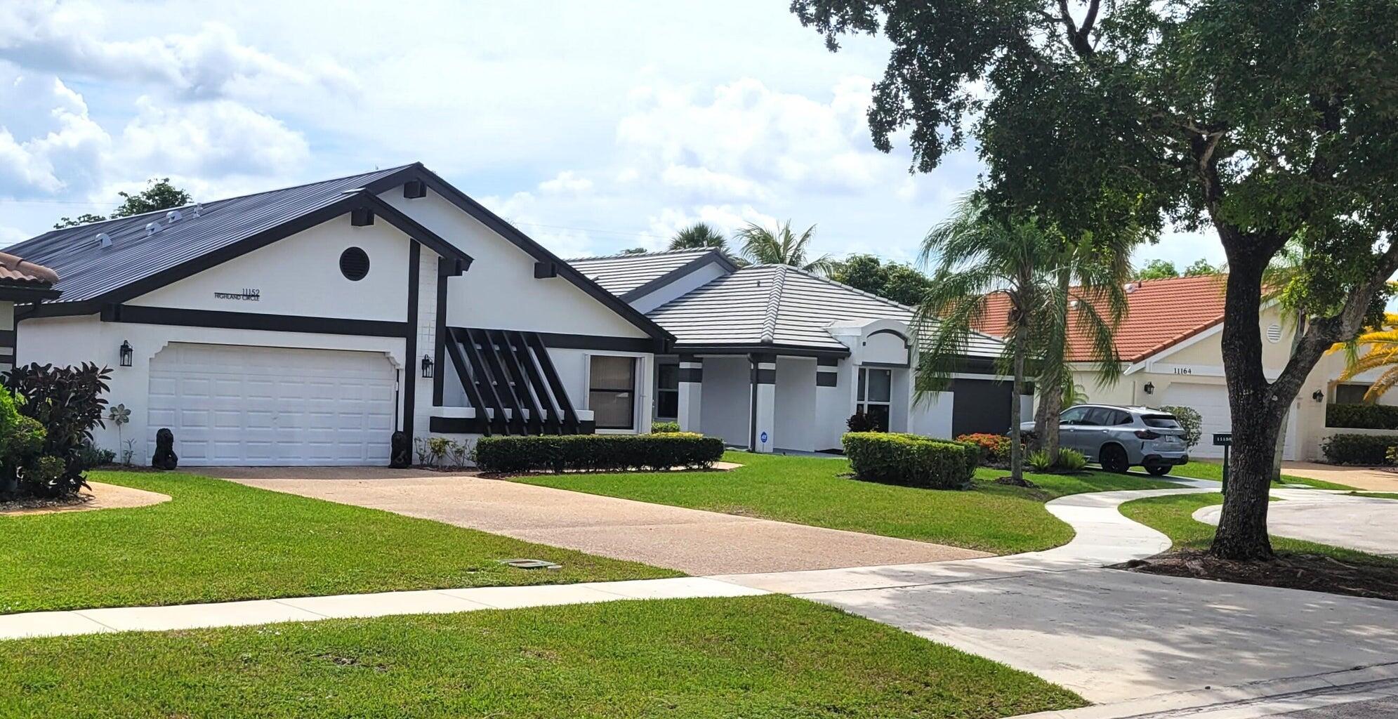 11152 Highland Circle Boca Raton, FL 33428 - Photo 3 of 37 Front 1