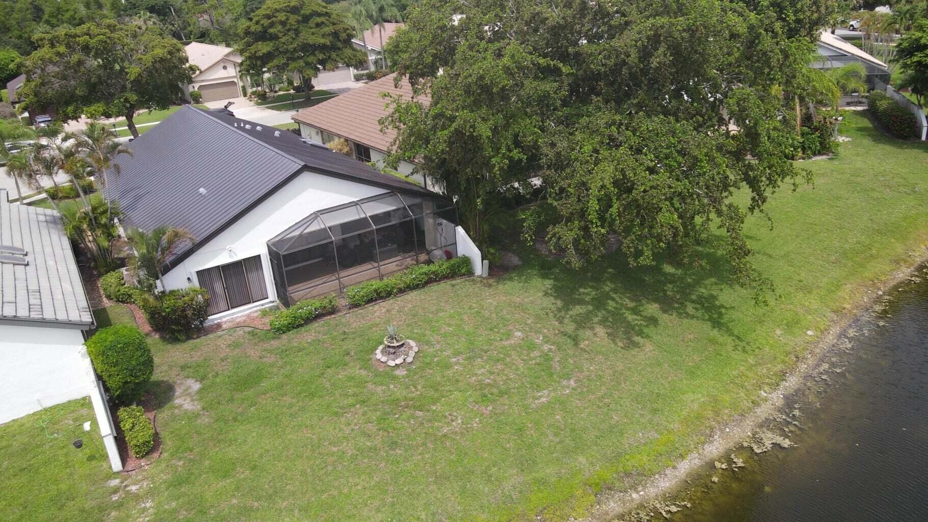11152 Highland Circle Boca Raton, FL 33428 - Photo 5 of 37 Backyard