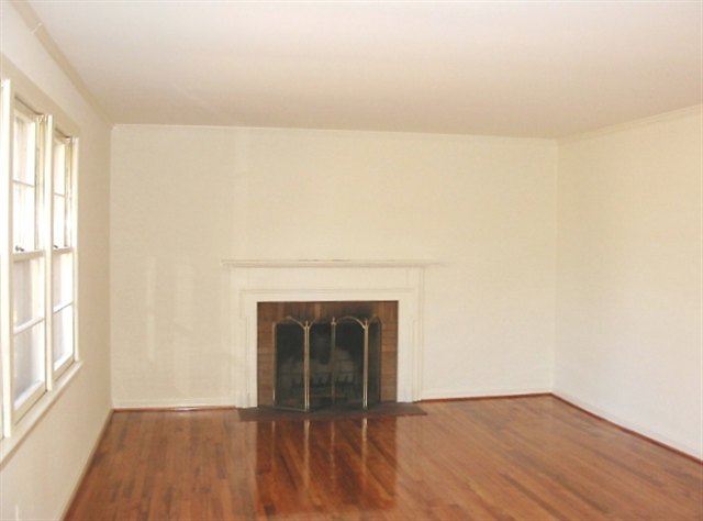 309 Vine Hill Road Greenville, SC 29607 - Photo 2 of 10