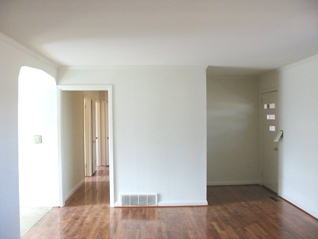 309 Vine Hill Road Greenville, SC 29607 - Photo 6 of 10