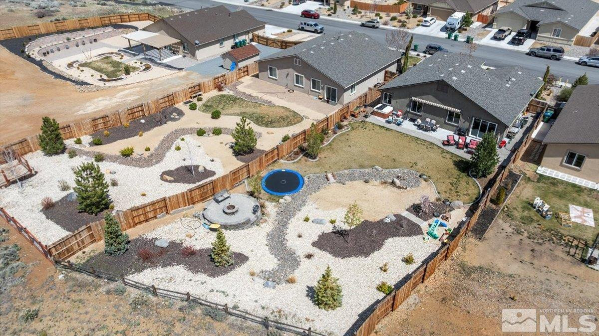 8555 Spearhead Way Reno, NV 89506 - Photo 25 of 38 Photo 27