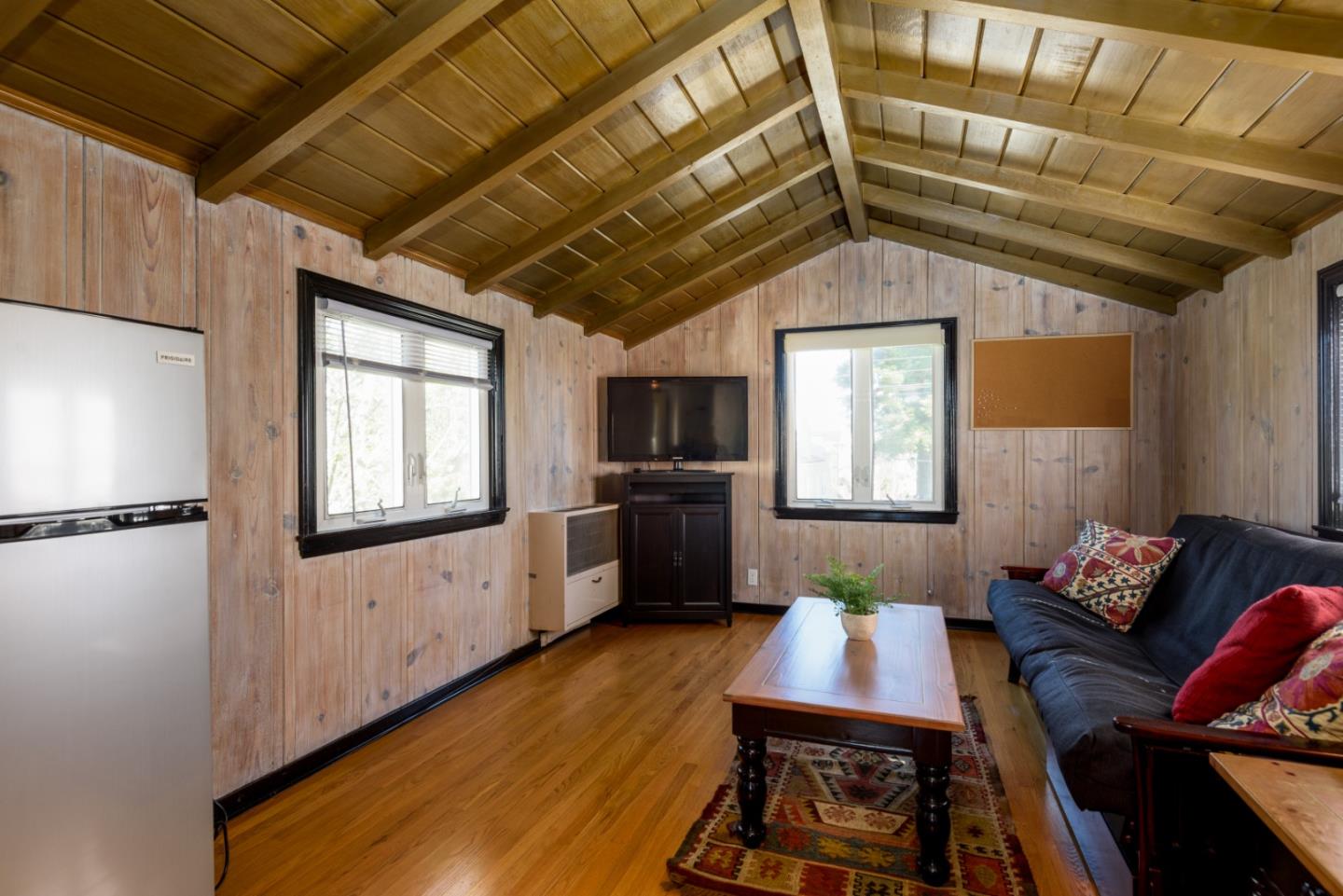 215 Victoria Road Burlingame, CA 94010 - Photo 20 of 27