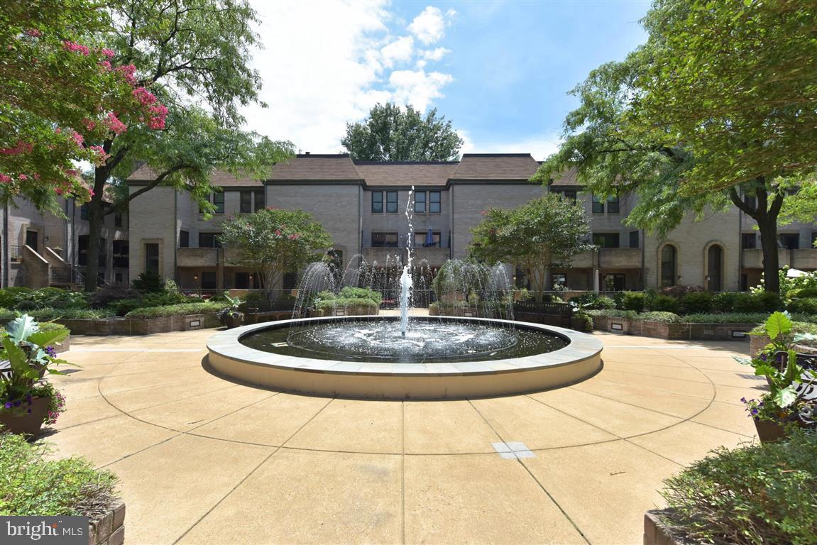 1325 13th Street Northwest, Unit 29 Washington, DC 20005 - Photo 33 of 48 Central fountain and seating area
