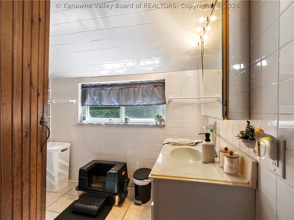 353 Rockaway Road Charleston, WV 25302 - Photo 20 of 35 Gallery Image 20