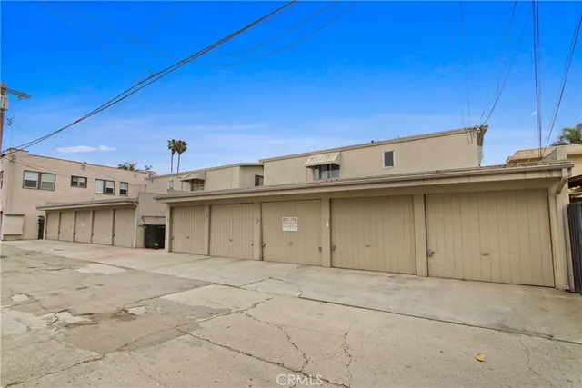 a view of a white house