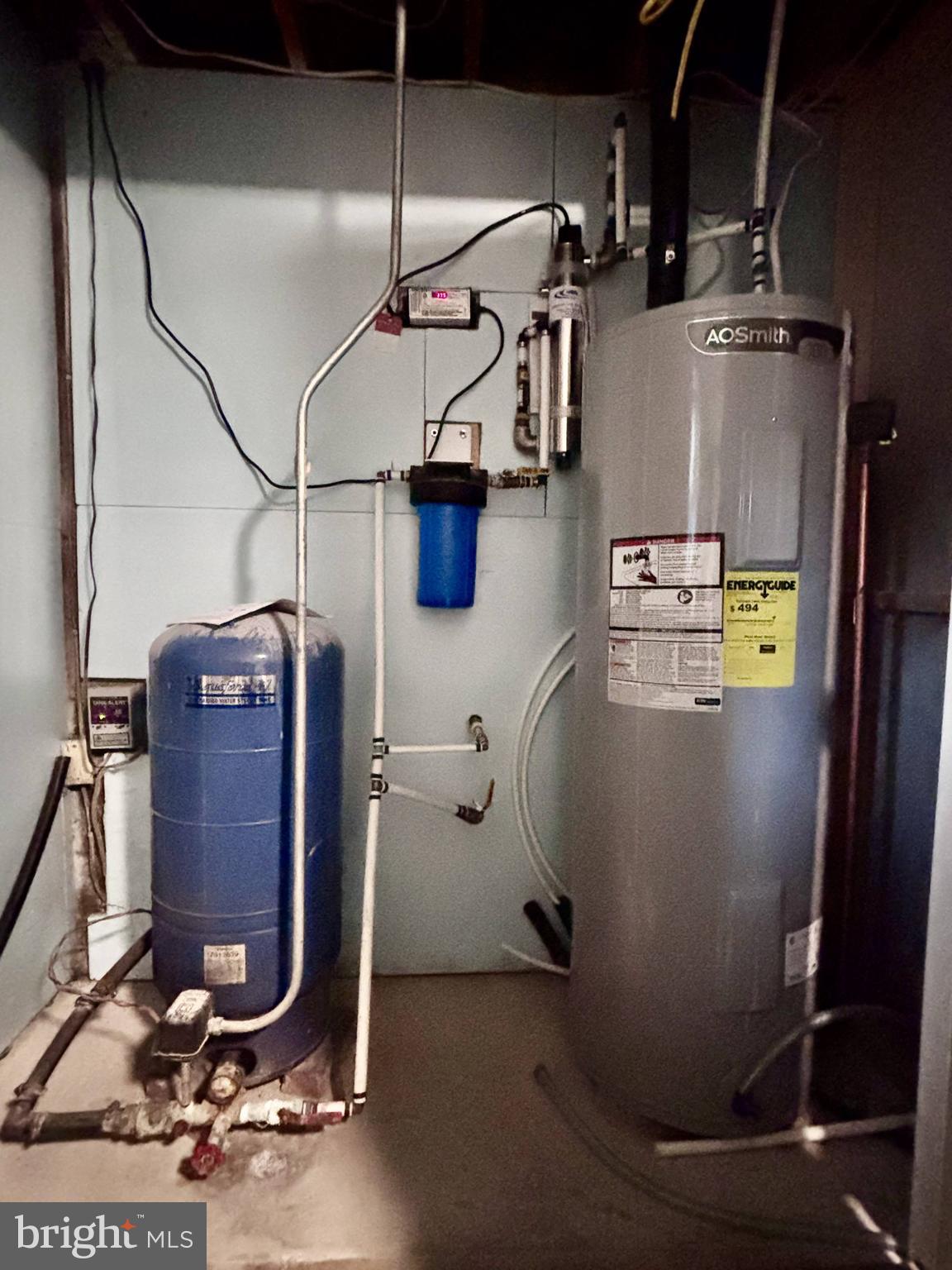 1119 East Meadow Road Manheim, PA 17545 - Photo 28 of 29 a view of water heater room