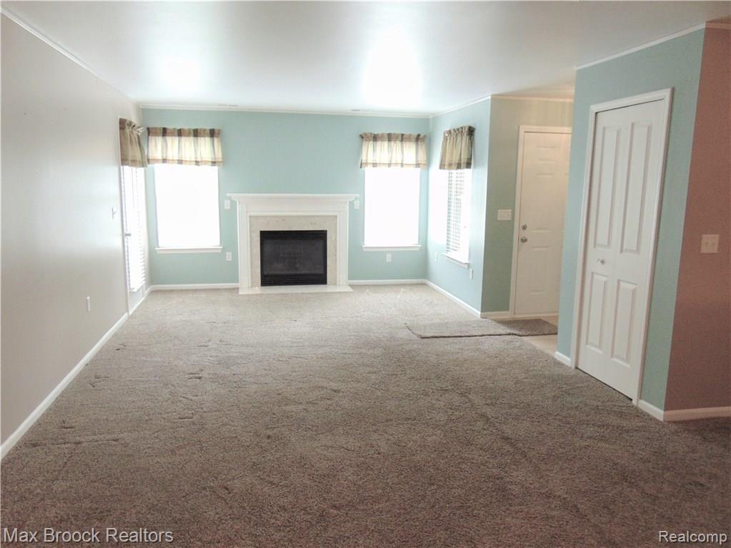 3917 Berkeley Avenue Canton, MI 48188 - Photo 3 of 16