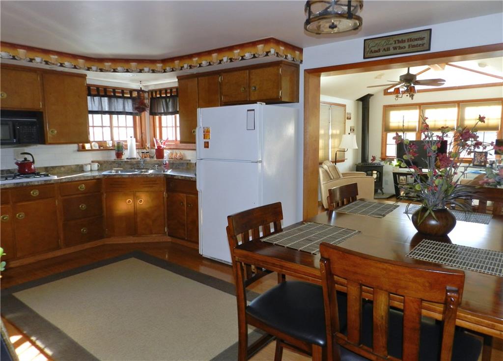 2406 Savannah Road New Castle, PA 16101 - Photo 8 of 25 Gallery Image 8