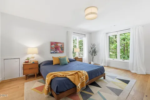 $850,000 | 304 Old Forest Creek Drive, Chapel Hill, NC 27514