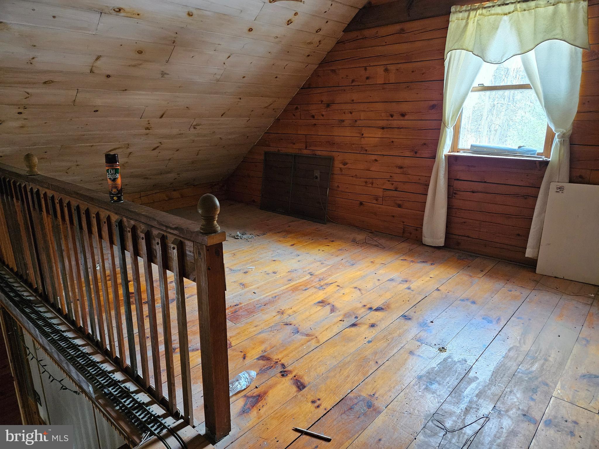 23570 Path Valley Road Doylesburg, PA 17219 - Photo 14 of 24 Loft