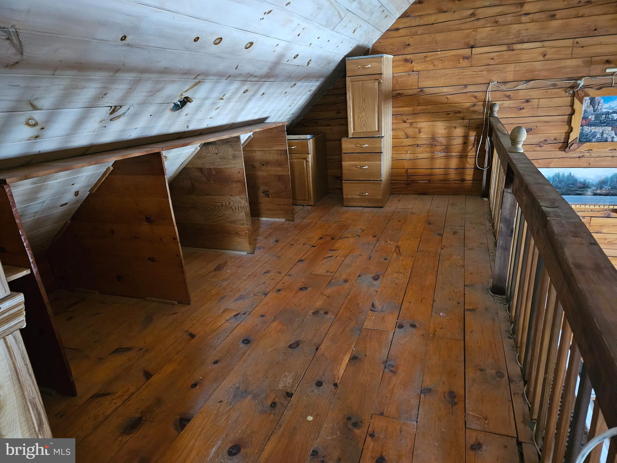 23570 Path Valley Road Doylesburg, PA 17219 - Photo 15 of 24 Loft