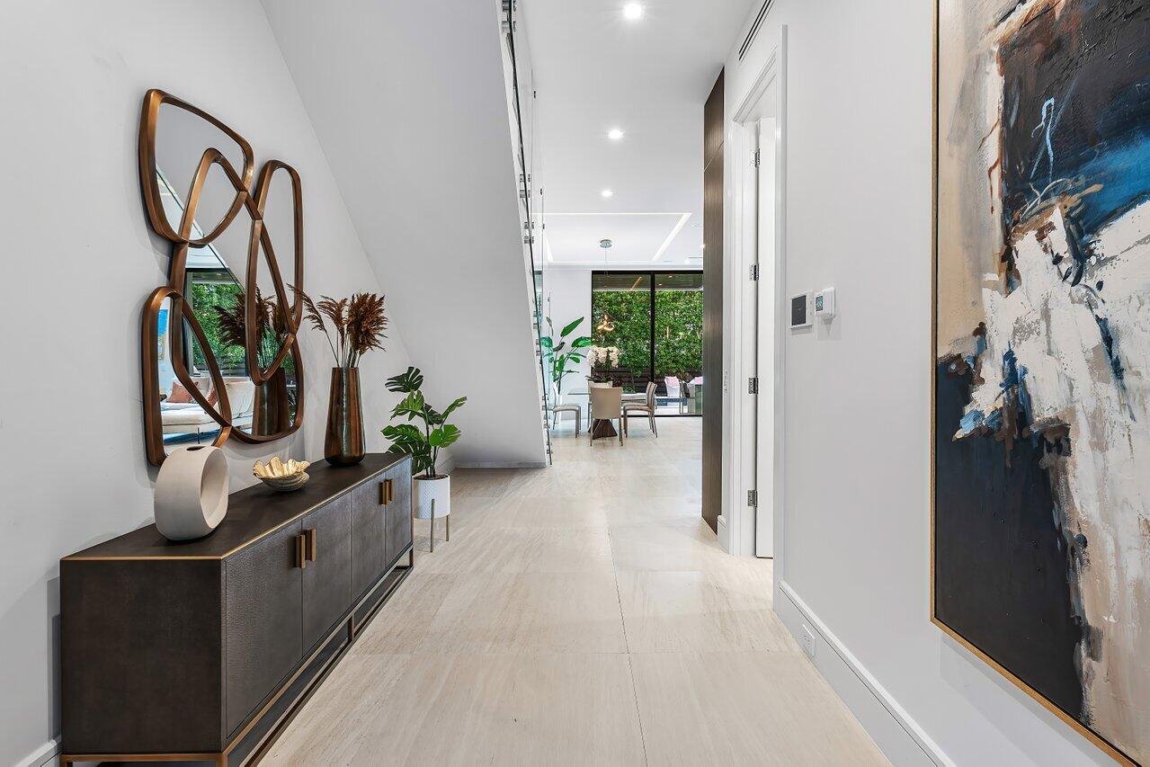 3094 Cadiz Road Boca Raton, FL 33432 - Photo 6 of 58 005-3094CadizRoad-BocaRaton-FL-33432-SMA