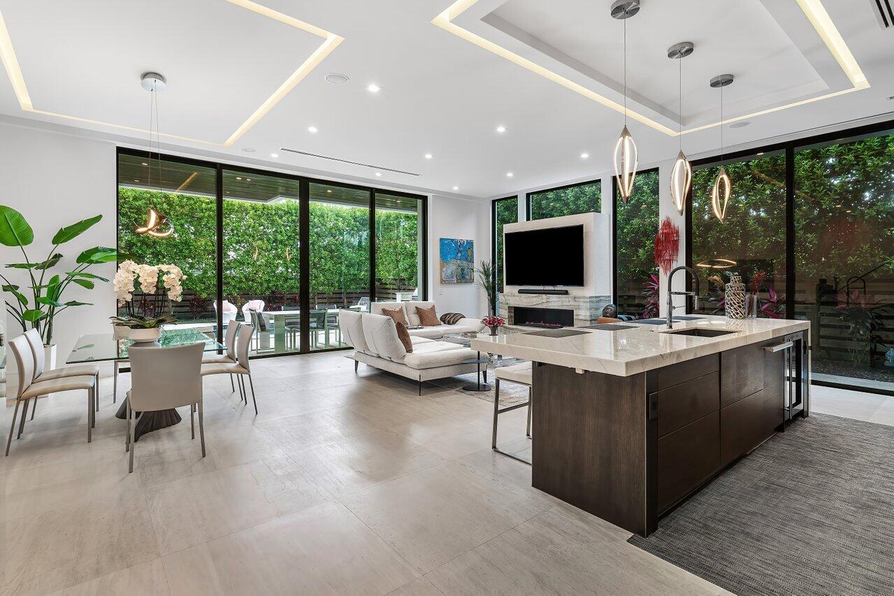 3094 Cadiz Road Boca Raton, FL 33432 - Photo 9 of 58 009-3094CadizRoad-BocaRaton-FL-33432-SMA