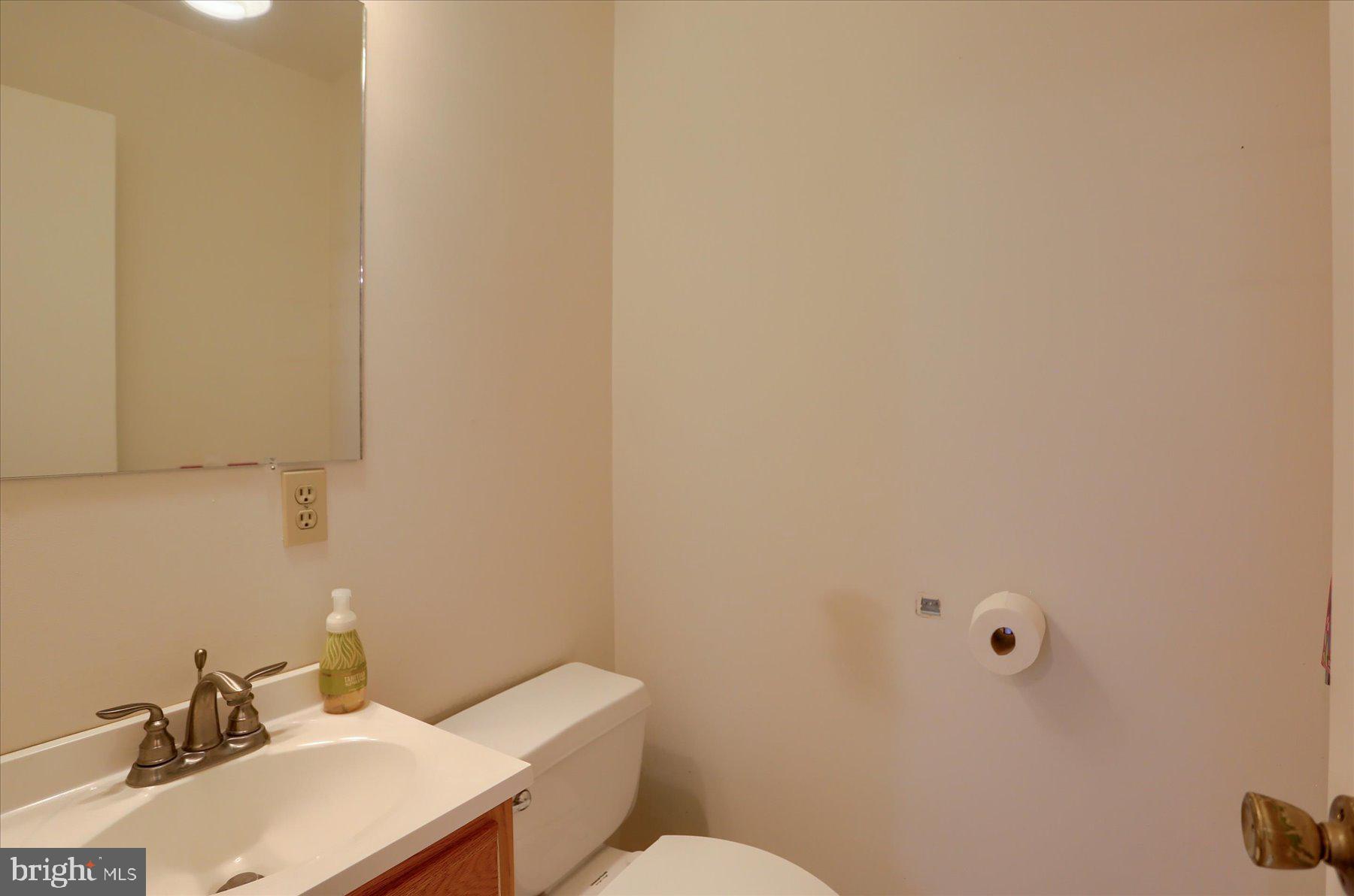446 Mill Race Road Carlisle, PA 17013 - Photo 16 of 40 Half Bath