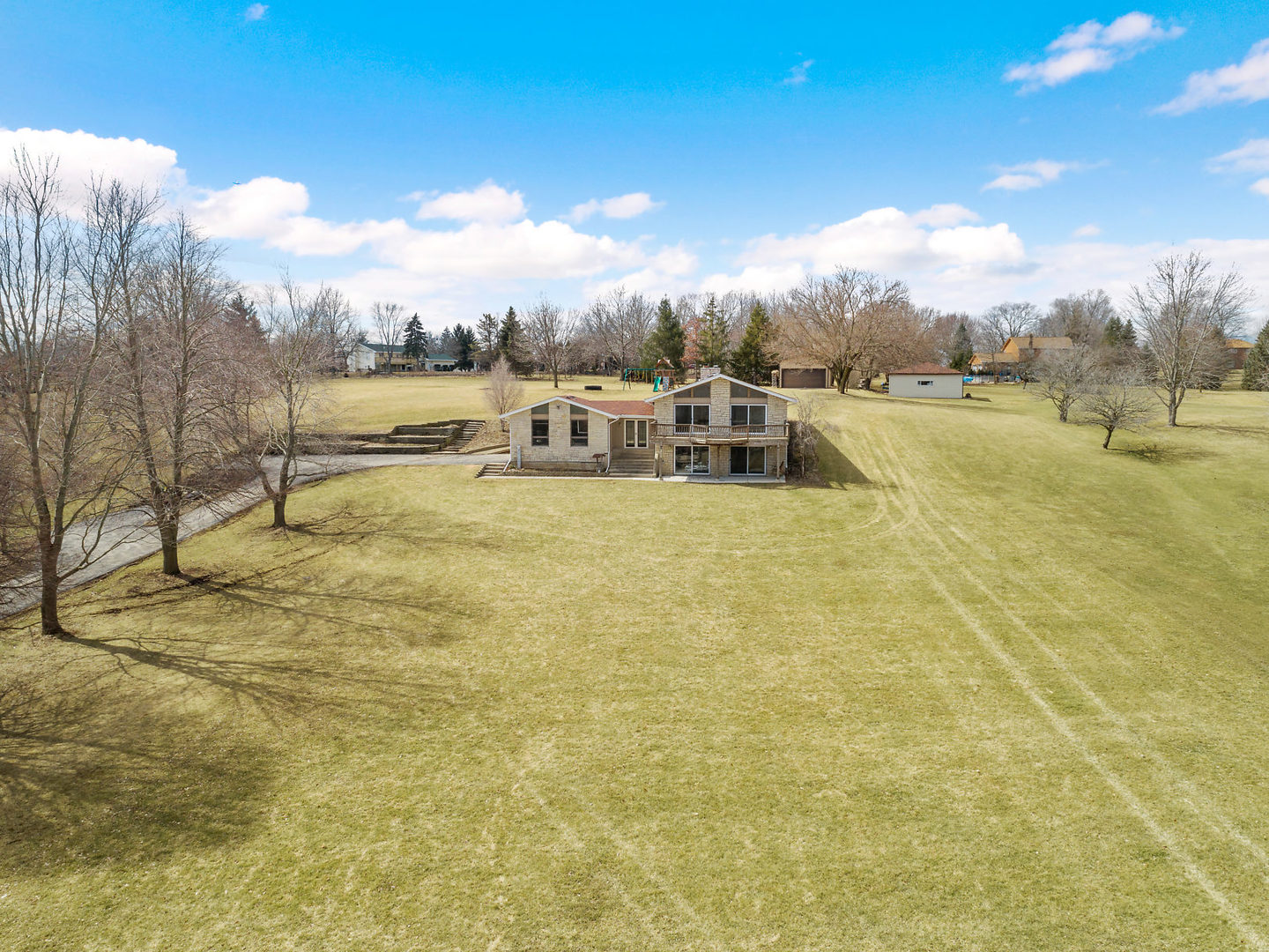 211 San Carlos Road Minooka, IL 60447 - Photo 2 of 34