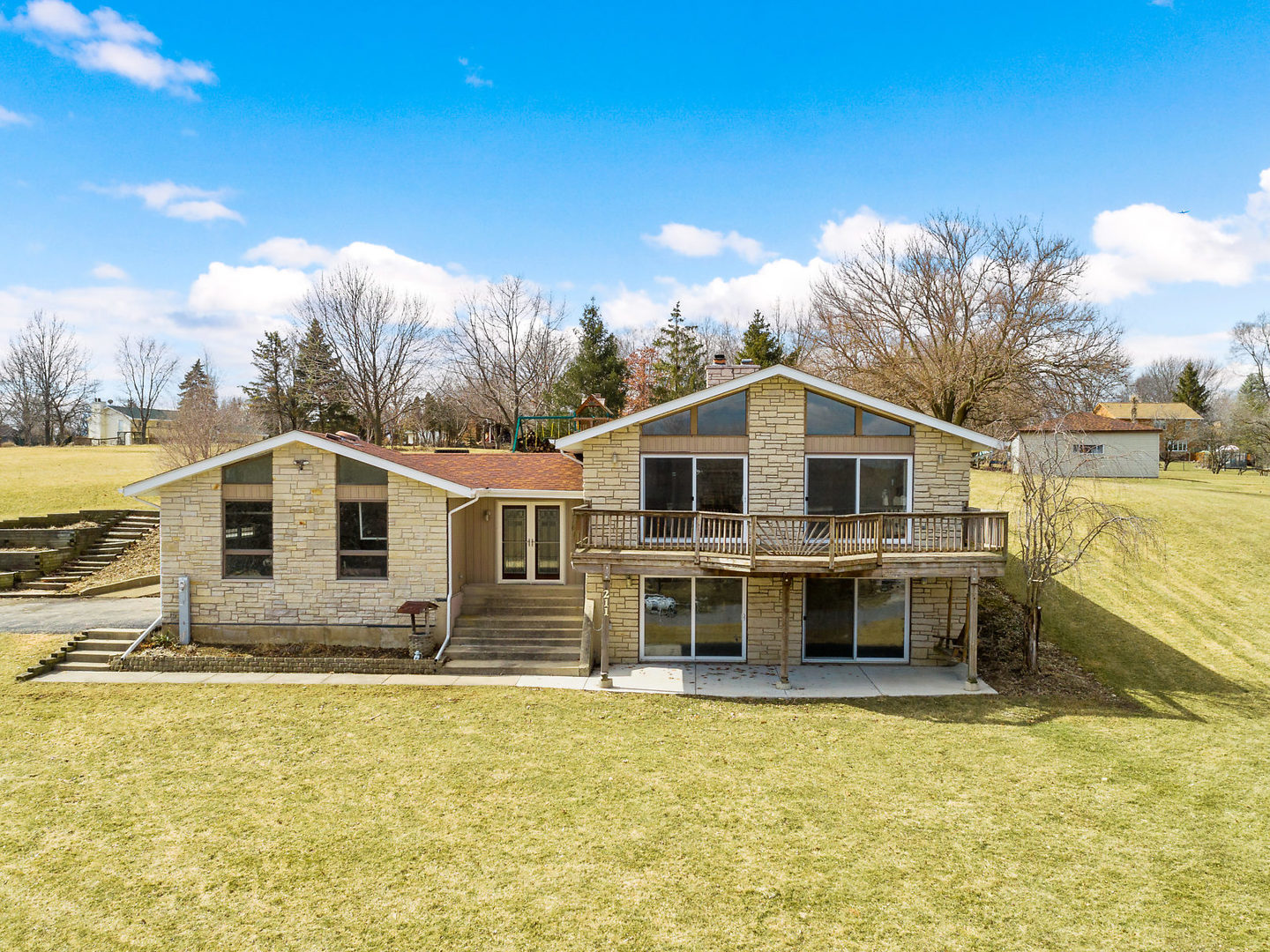 211 San Carlos Road Minooka, IL 60447 - Photo 3 of 34