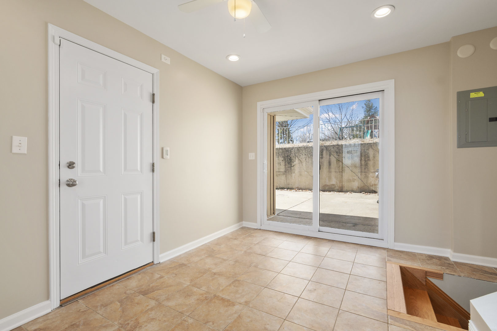211 San Carlos Road Minooka, IL 60447 - Photo 6 of 34