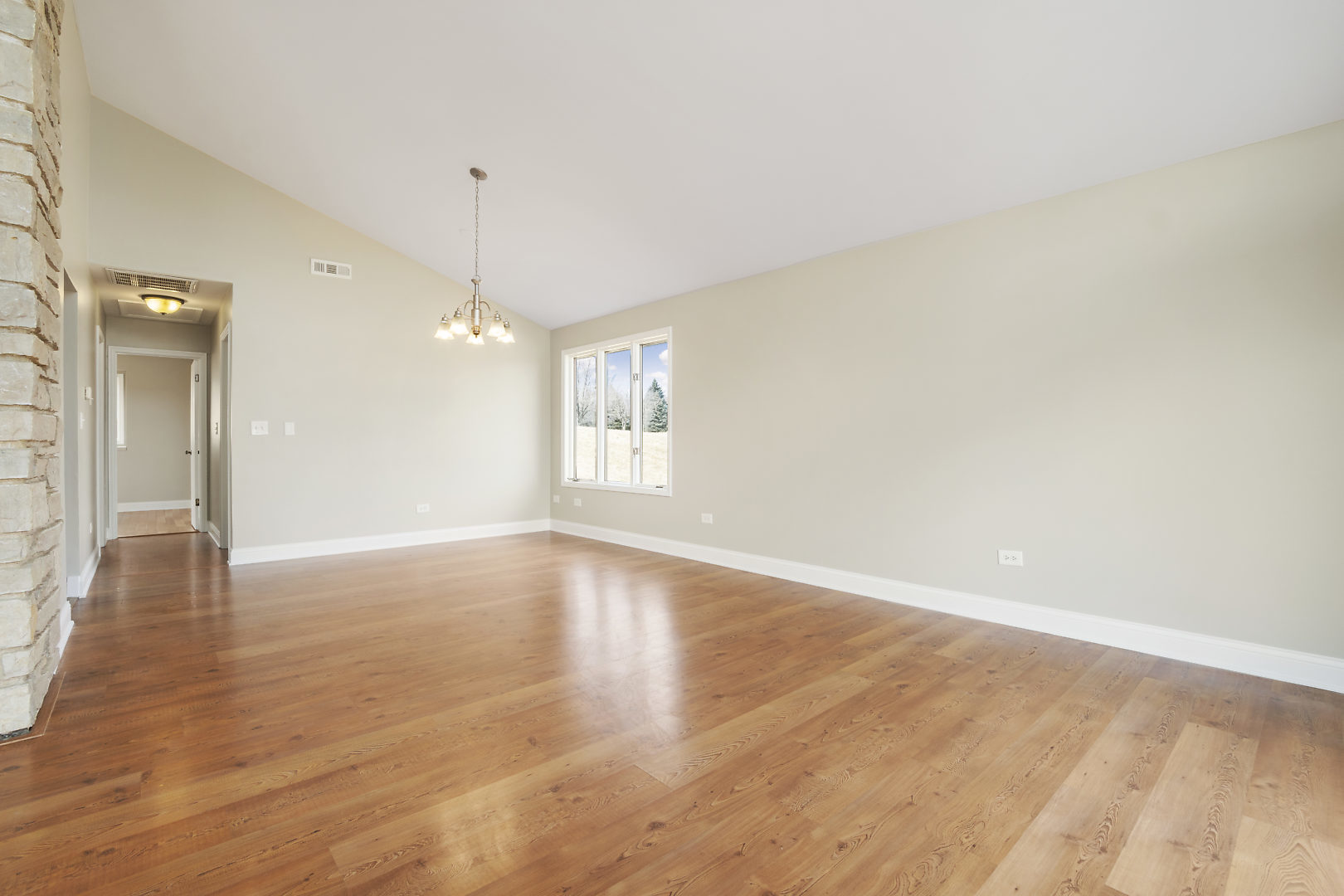 211 San Carlos Road Minooka, IL 60447 - Photo 9 of 34