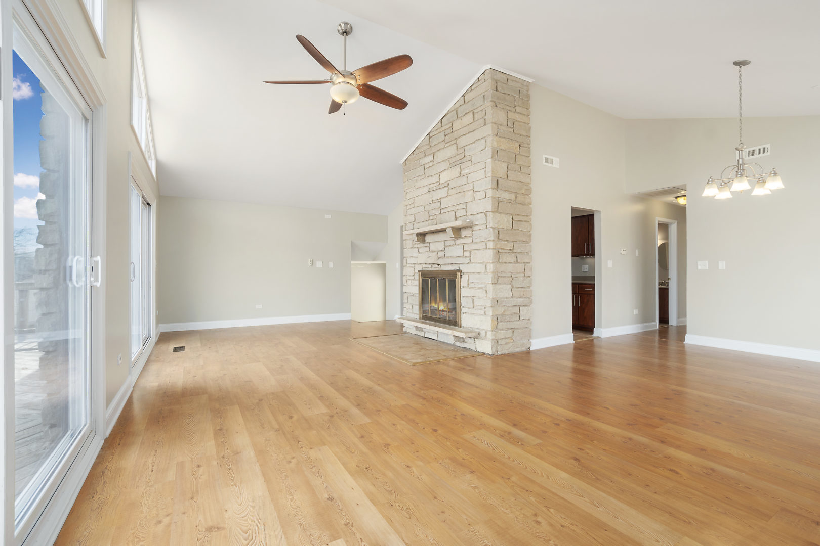 211 San Carlos Road Minooka, IL 60447 - Photo 10 of 34