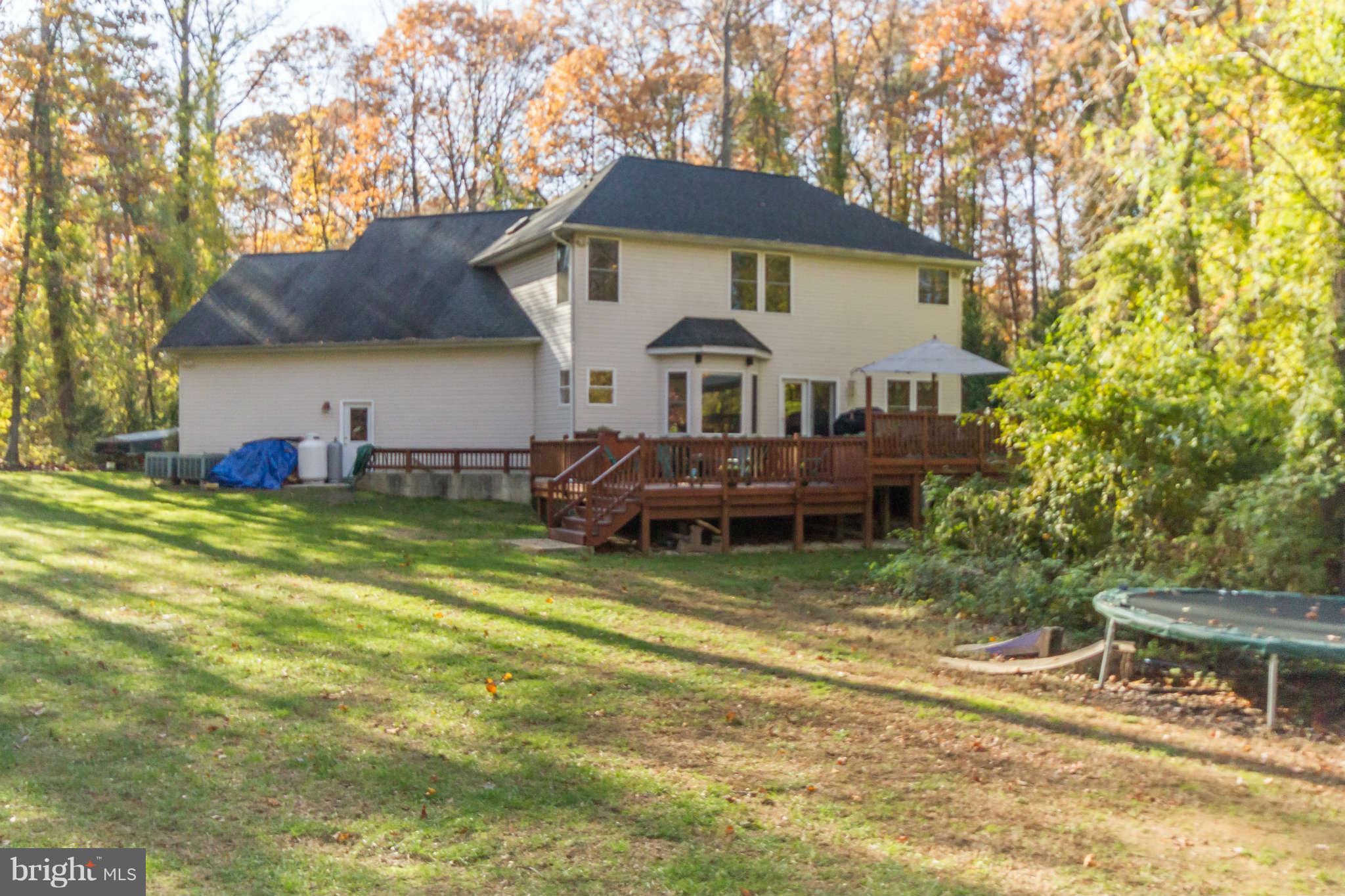 864 Shore Acres Road Arnold, MD 21012 - Photo 24 of 30 Exterior (Rear)