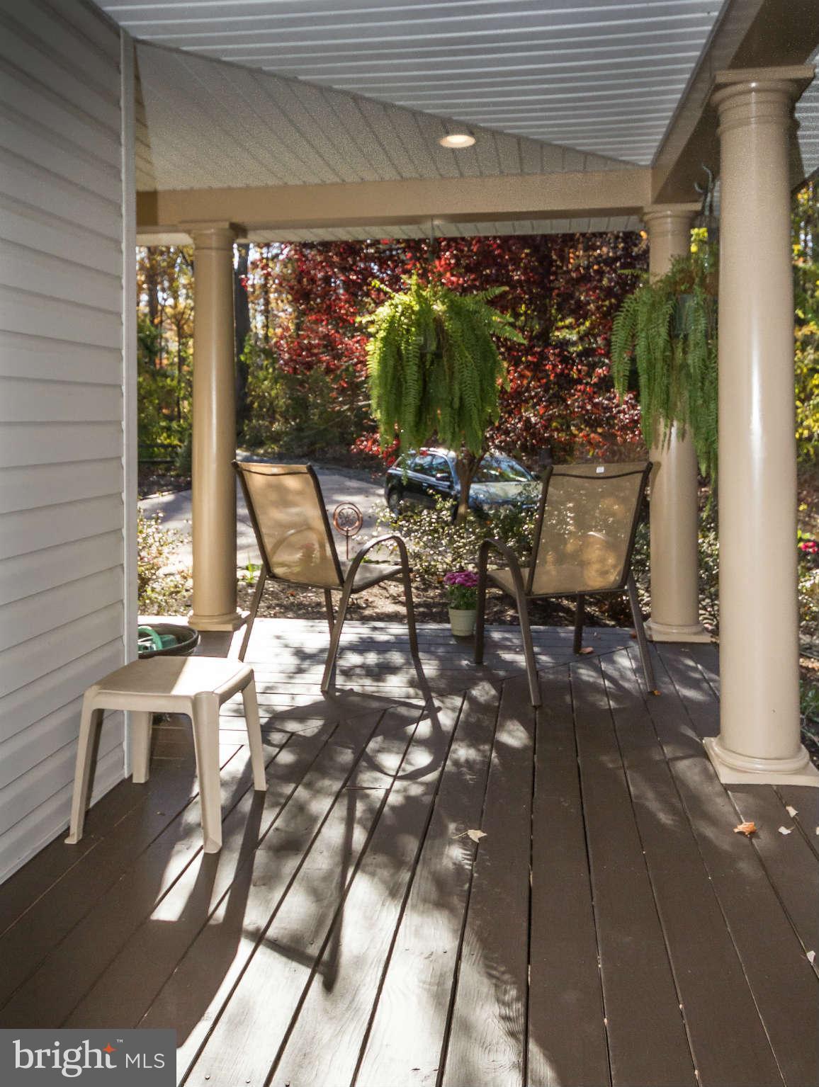 864 Shore Acres Road Arnold, MD 21012 - Photo 4 of 30 Enjoy a lazy afternoon with a good book!