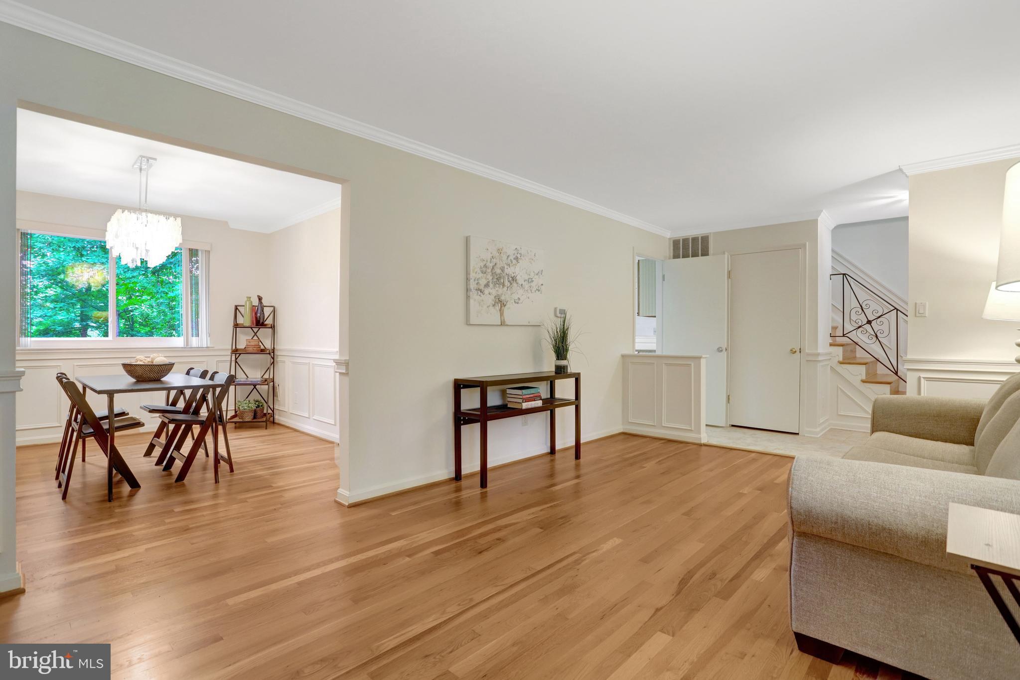 8447 Thames Street Springfield, VA 22151 - Photo 6 of 46