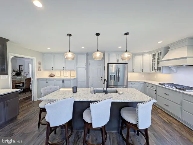 $594,000 | 820 Dunbrooke Court, Frederick, MD 21701