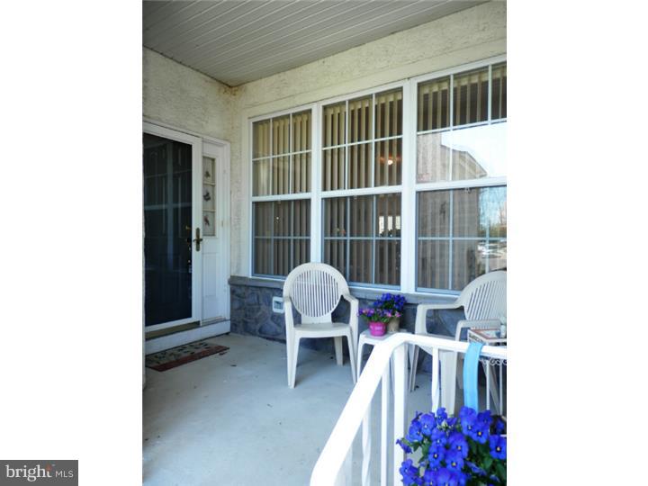 19 Chapel Hill Road Mount Laurel, NJ 08054 - Photo 5 of 25 Gallery Image 5