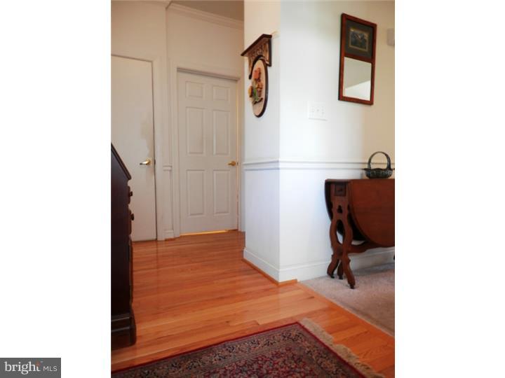 19 Chapel Hill Road Mount Laurel, NJ 08054 - Photo 6 of 25 Gallery Image 6