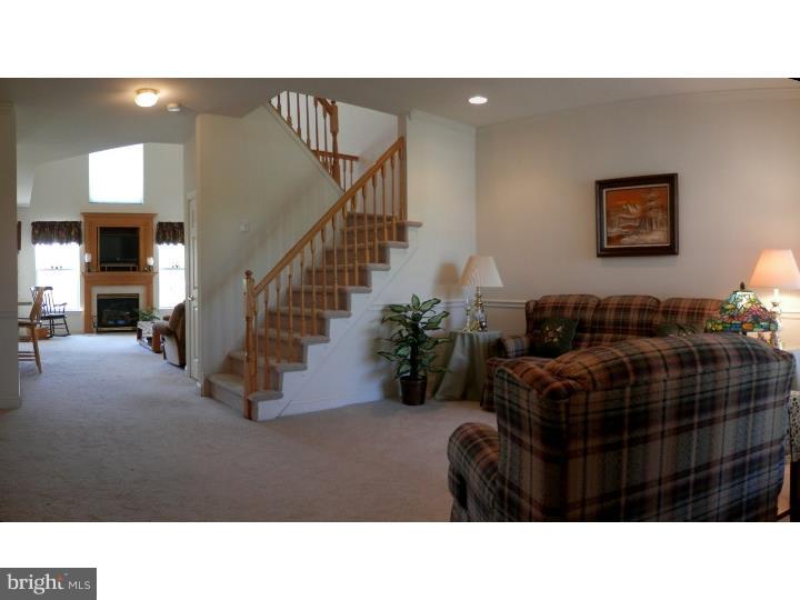 19 Chapel Hill Road Mount Laurel, NJ 08054 - Photo 7 of 25 Gallery Image 7