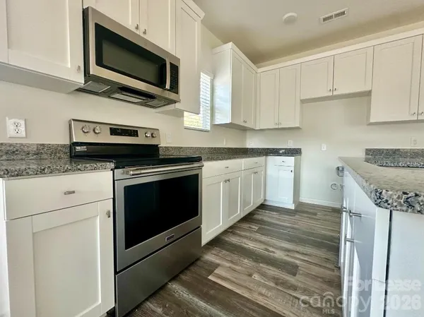 $2,350 | 248 Mills Avenue, Troutman, NC 28166