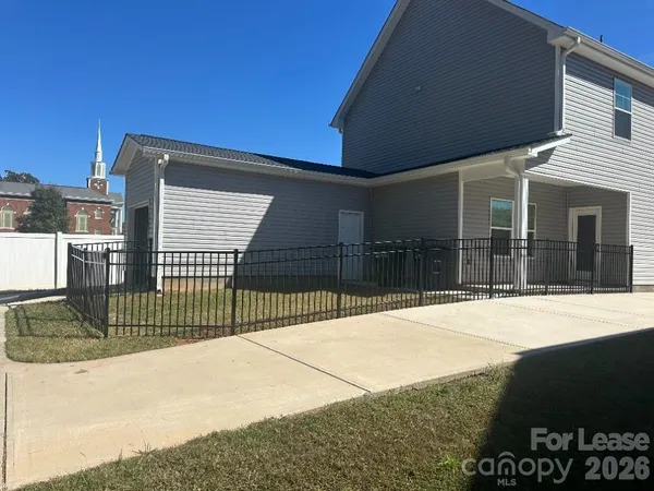 $2,350 | 248 Mills Avenue, Troutman, NC 28166