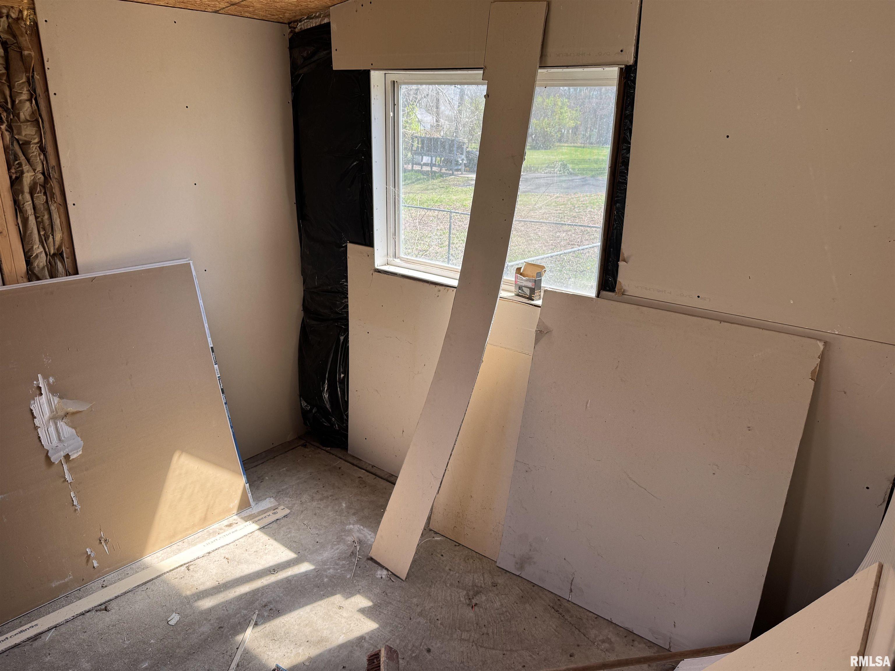 508 South Main Street Abingdon, IL 61410 - Photo 11 of 20