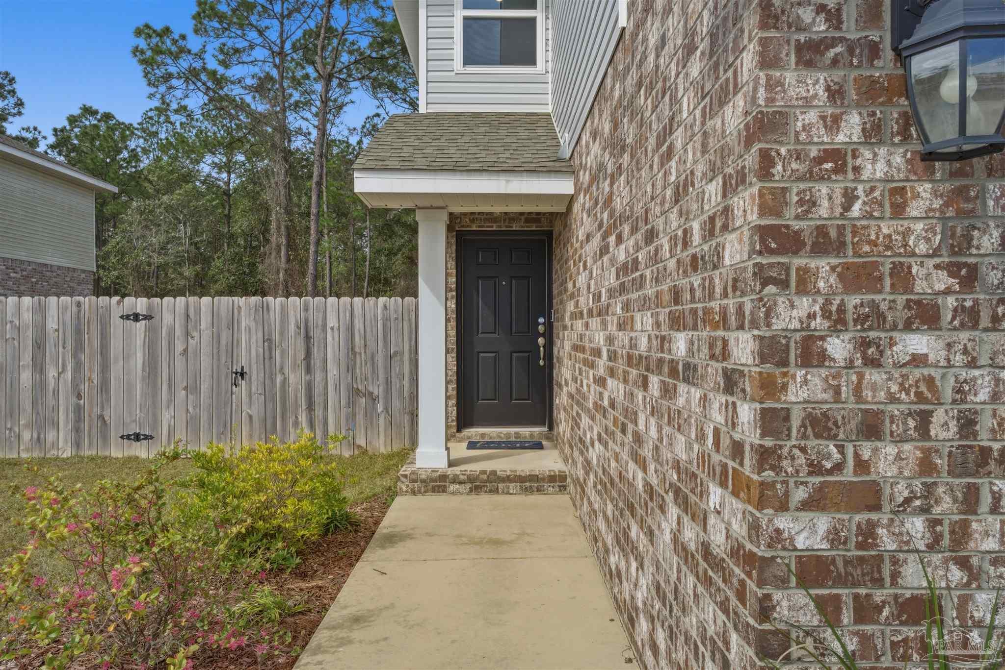 6609 Boatswain Road Pensacola, FL 32526 - Photo 2 of 30