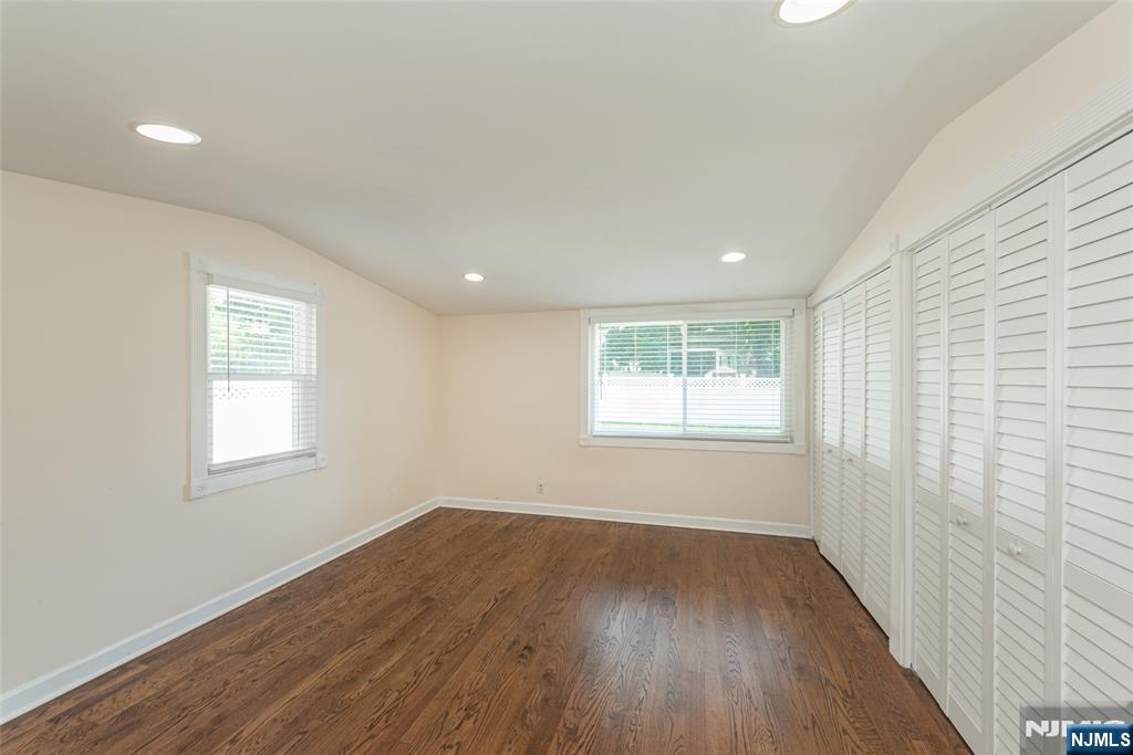 42 West Spring Valley Avenue Maywood, NJ 07607 - Photo 11 of 24
