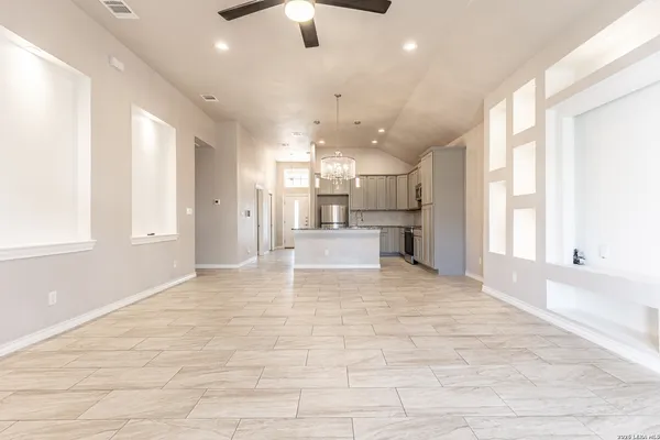 $1,995 | 115 Katy Post, San Antonio, TX 78220