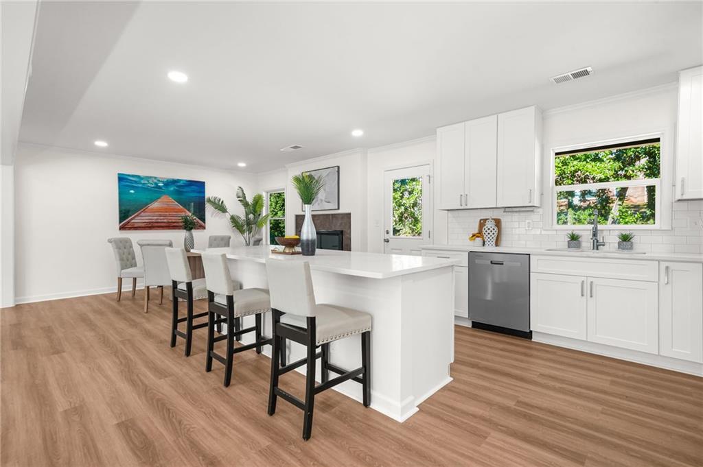 2645 Brandon Road Atlanta, GA 30337 - Photo 11 of 39