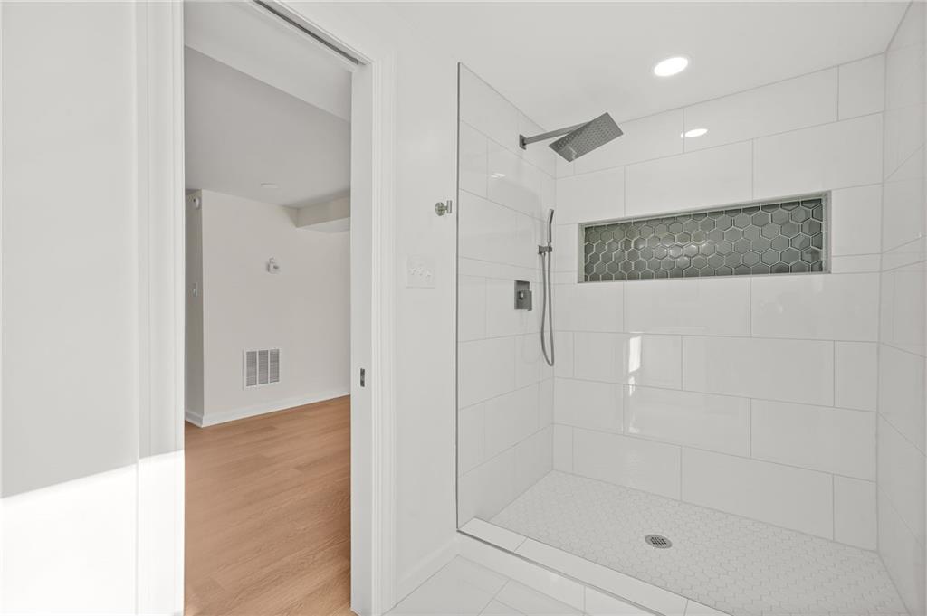 2645 Brandon Road Atlanta, GA 30337 - Photo 26 of 39