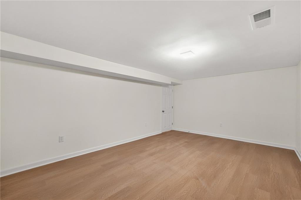 2645 Brandon Road Atlanta, GA 30337 - Photo 34 of 39