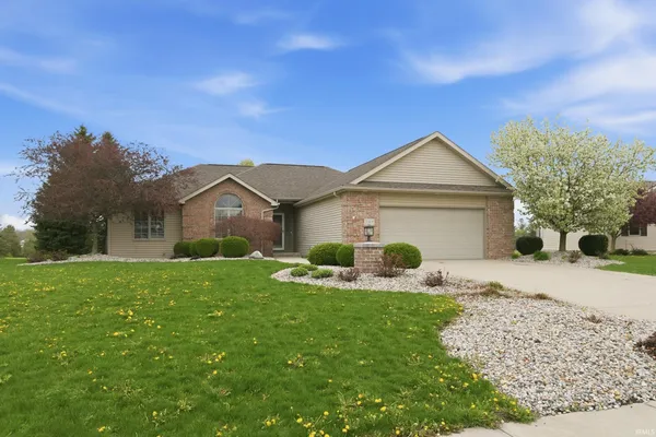 $398,900 | 5369 Bear Creek Pass, Auburn, IN 46706