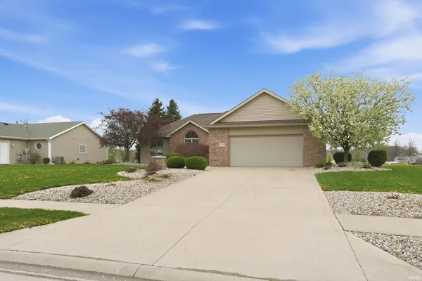 $398,900 | 5369 Bear Creek Pass, Auburn, IN 46706
