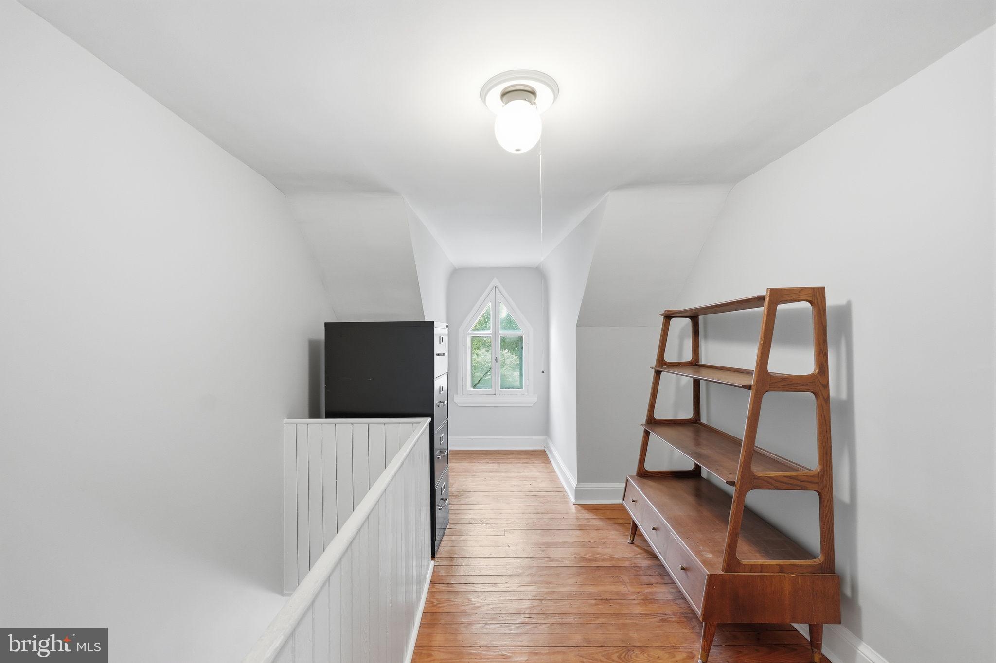 15715 Avery Road Rockville, MD 20855 - Photo 58 of 116 3rd Level hallway